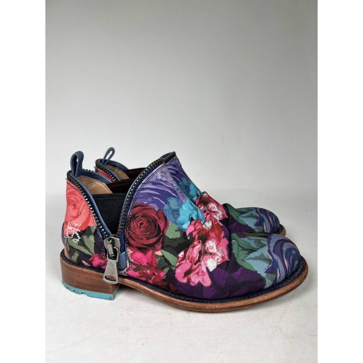 John Fluevog Evers 2.0 Floral Ankle Boots Sz.6 W