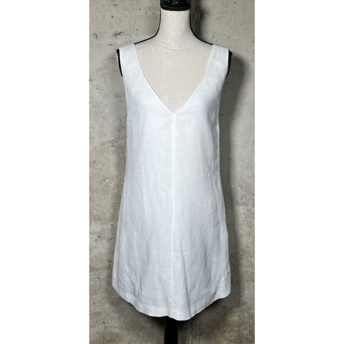 Theory V-Neck 100% Linen Sleeveless Dress Sz. Small NEW