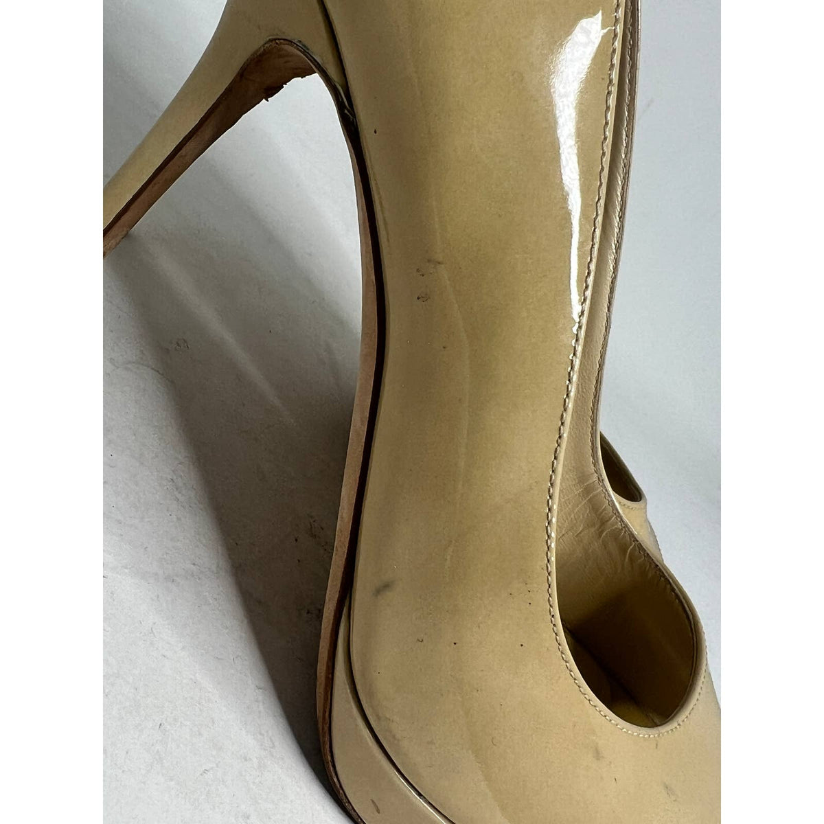 Jimmy Choo Nude Patent Leather Pumps Sz. 9.5(39.5)