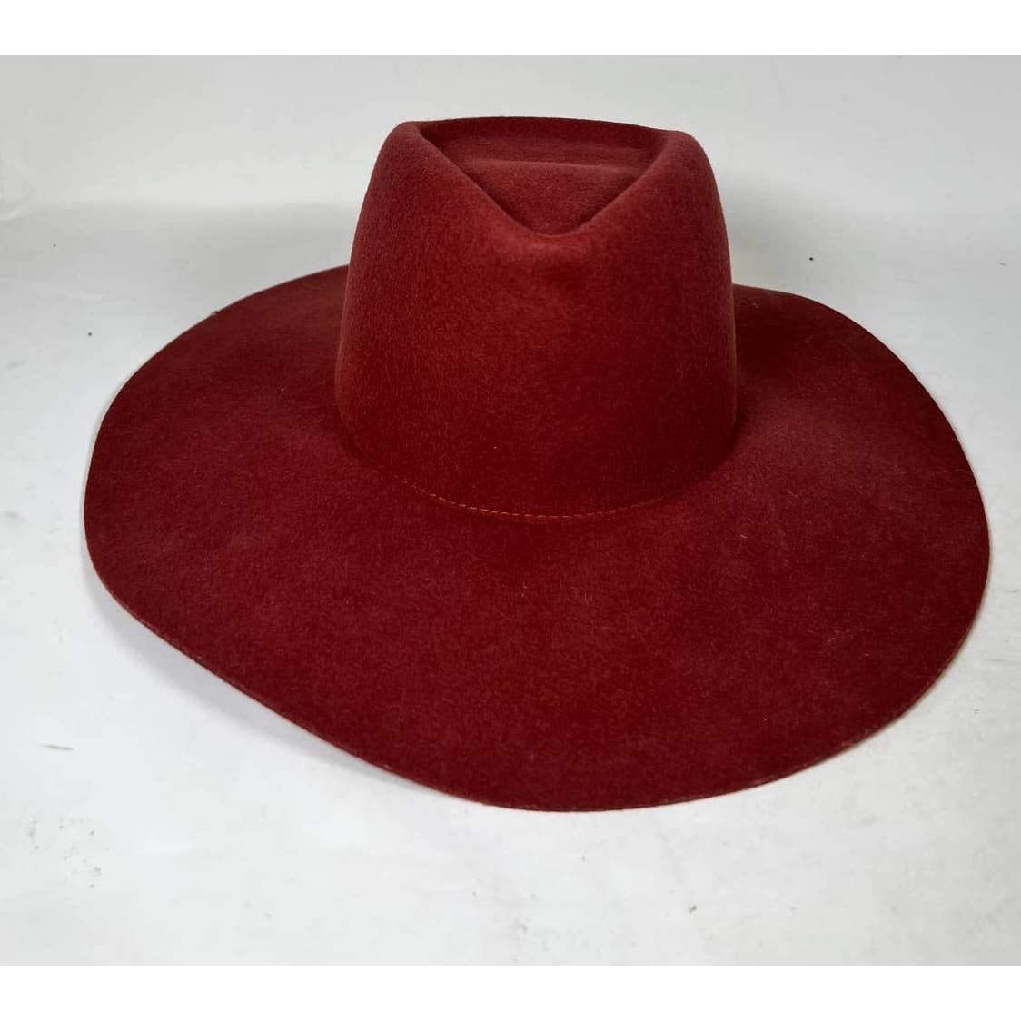 Gigi Pipp Dakota Triangle Crown Rusty Red Hat