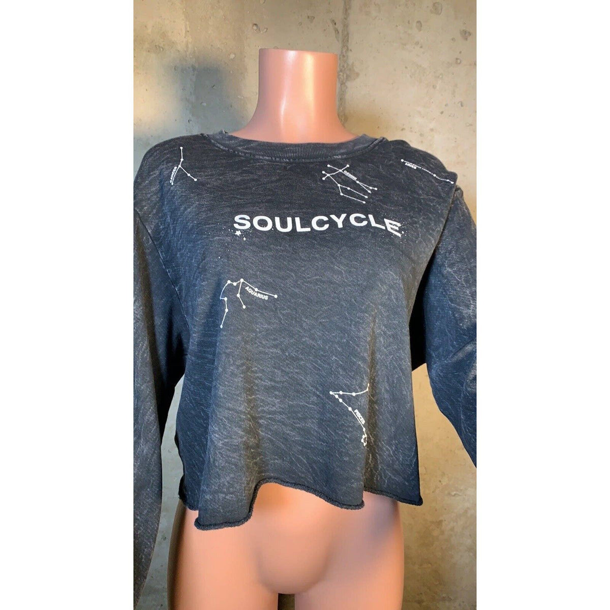 Lululemon Soul by Soulcycle Casey Cropped Astrology Signs Sweatshirt Sz. Medium