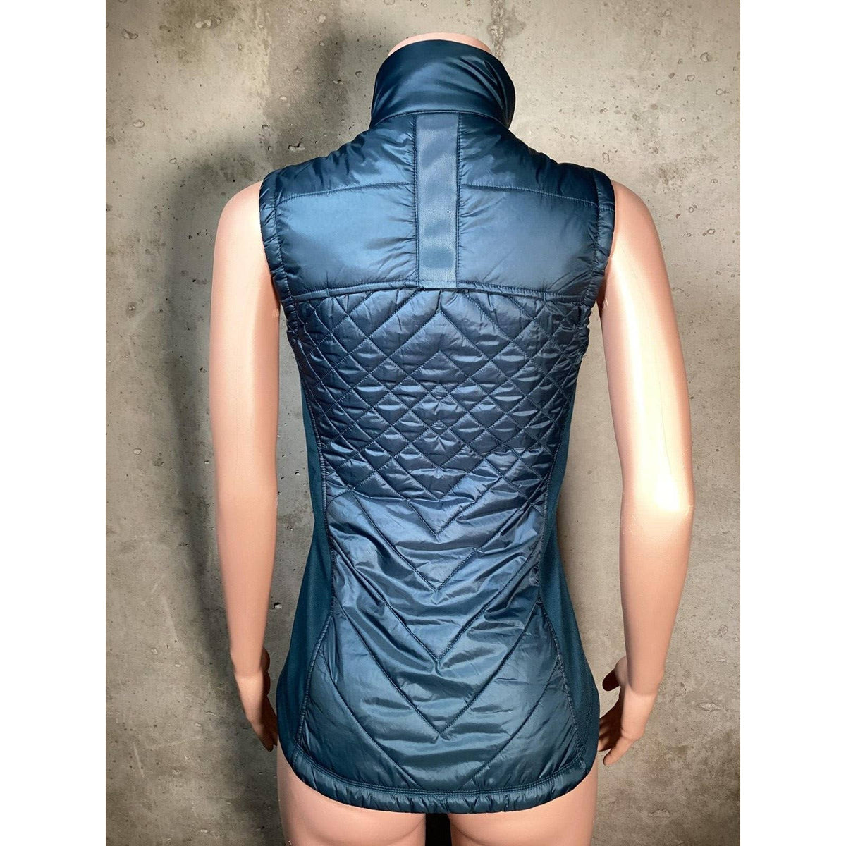 Athleta Green Quilted Vest Sz. Small
