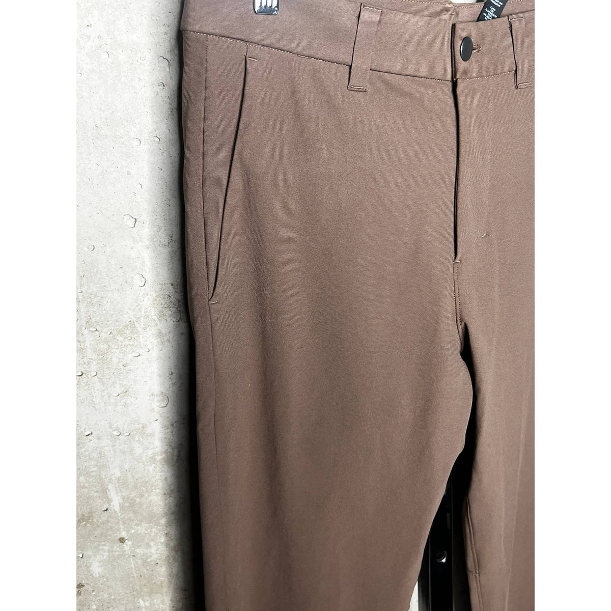 Lululemon ABC 32” Brown Men’s Pants Sz.30