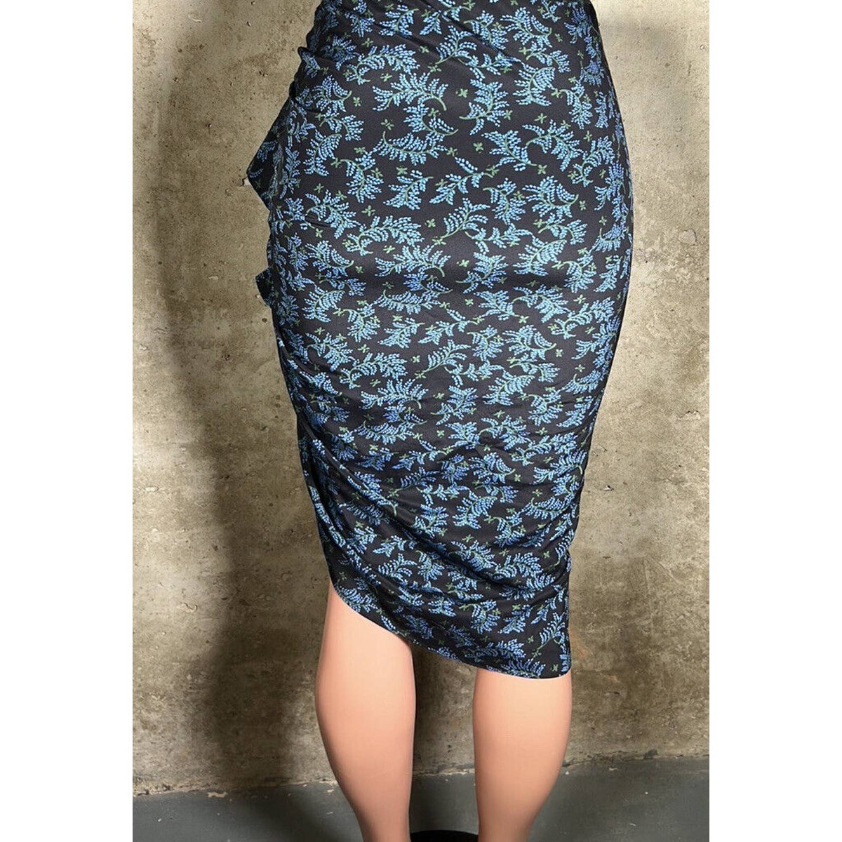 Veronica Beard 100% Silk Blue Floral Skirt Sz.4