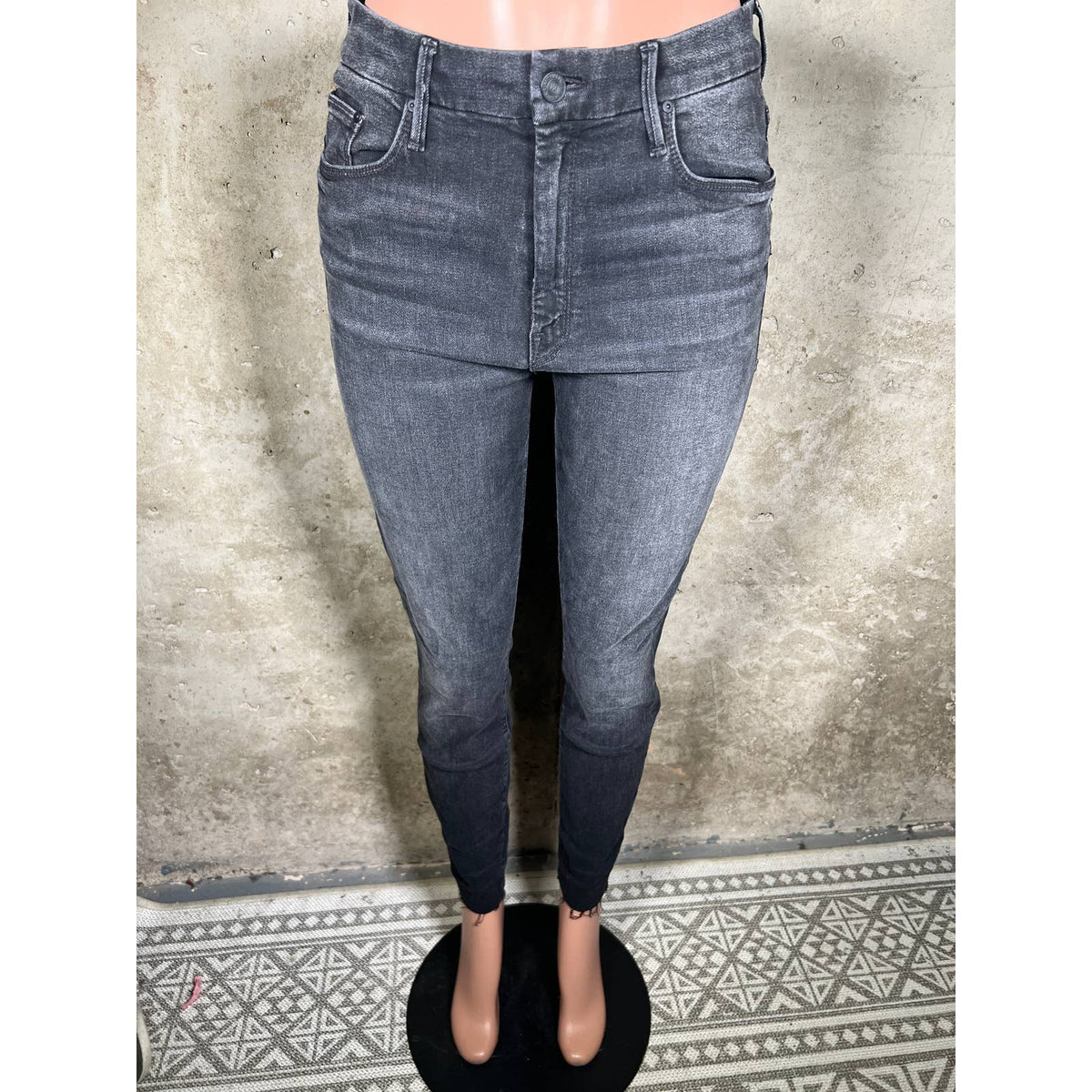 Mother Grey High Waisted Looker Ankle Fray Night Hawk Jeans Sz.30