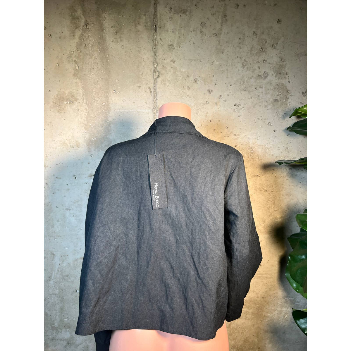 Nuovo Borgo Black Button Ruffle Jacket Sz.XL(50)