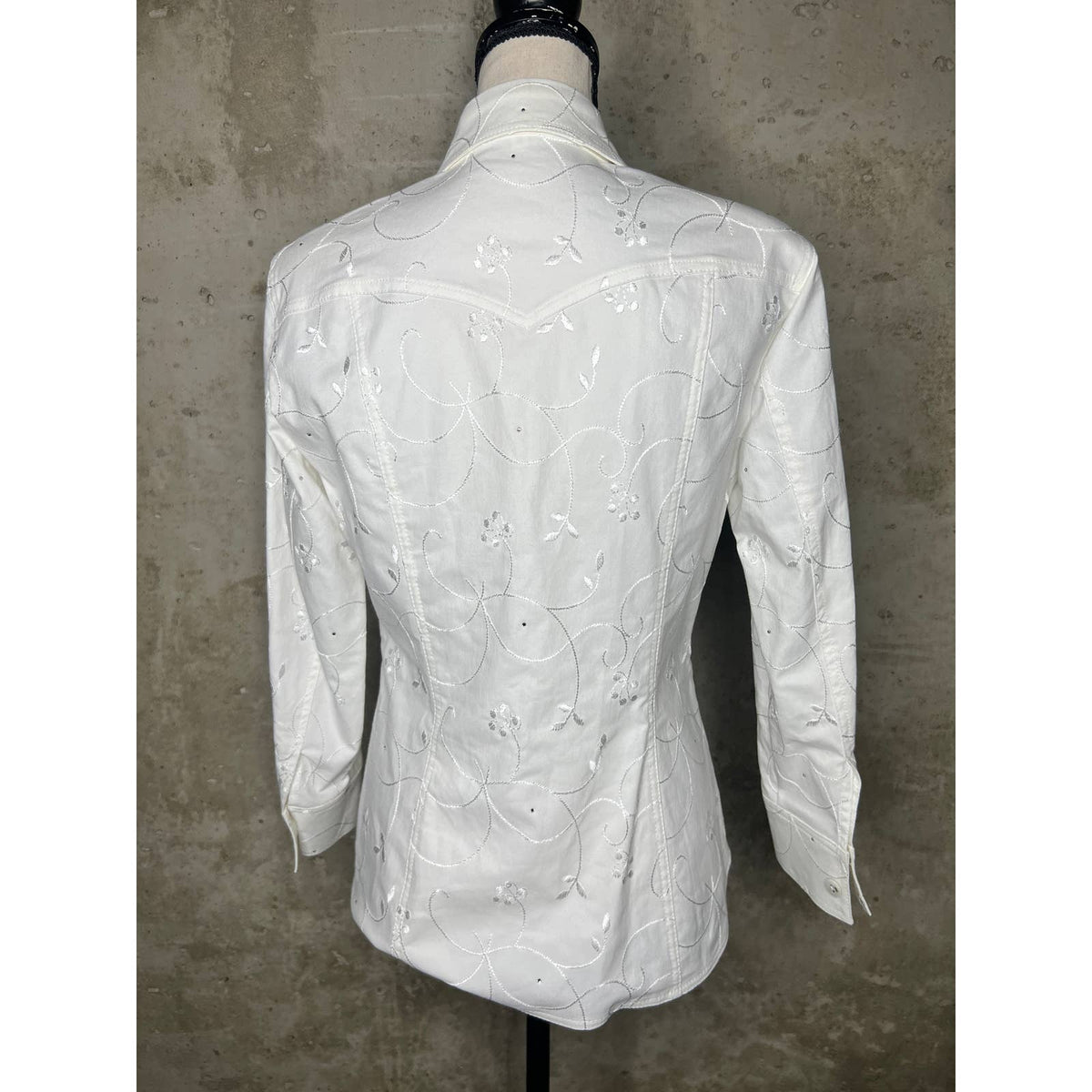 Escada White Embroidered Button-Up Blouse Sz.2(34)