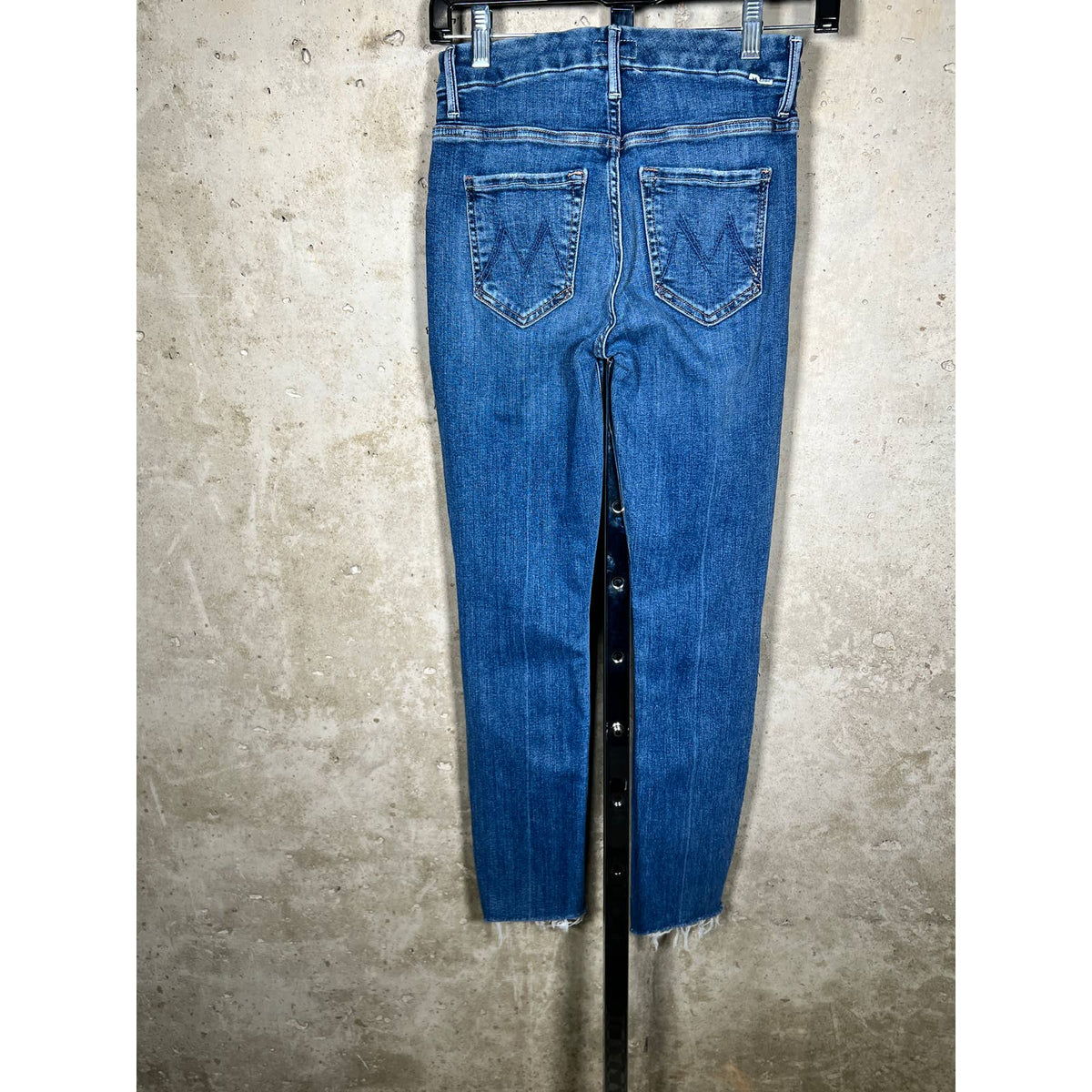 Mother High Waisted Looker Walking on Coals Ankle Fray Jeans Sz.24
