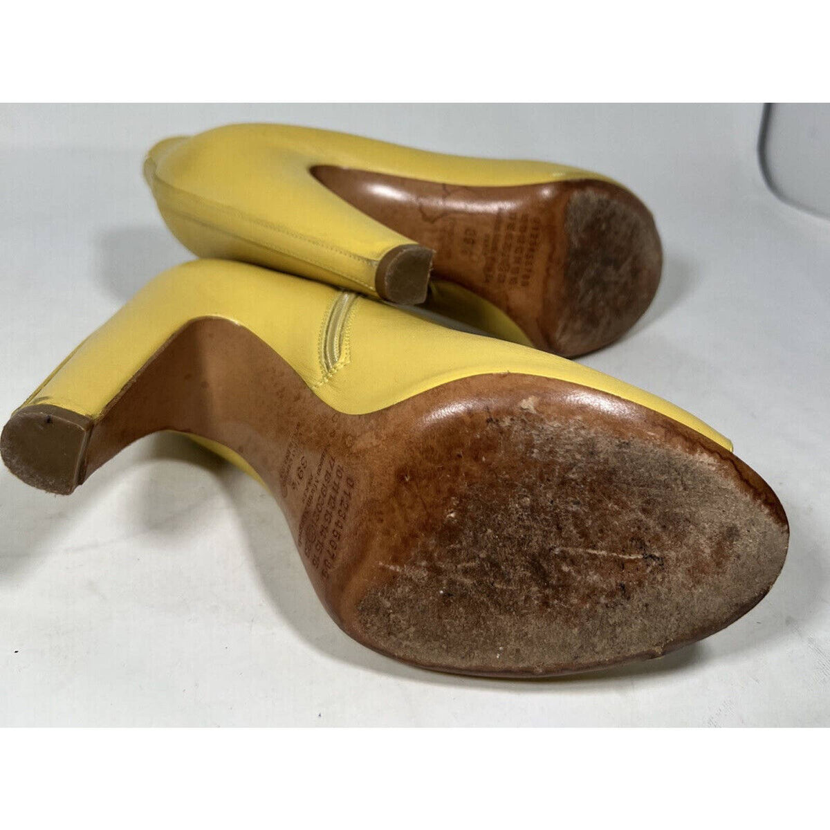 Maison Martin Margiela Yellow Leather Peep Toe Ankle Booties Sz.9.5(39.5)